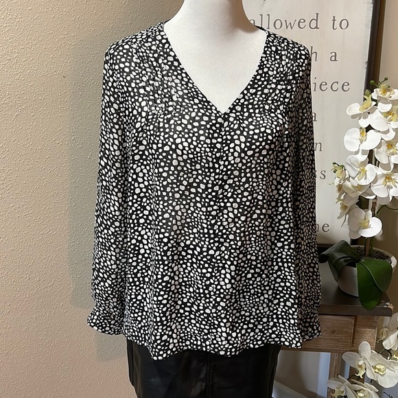 Love Encounter blouse sz: L - Picture 1 of 4